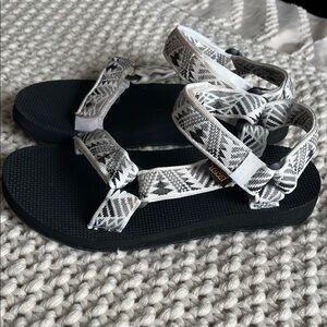 Teva Monochrome Geometric Sandals